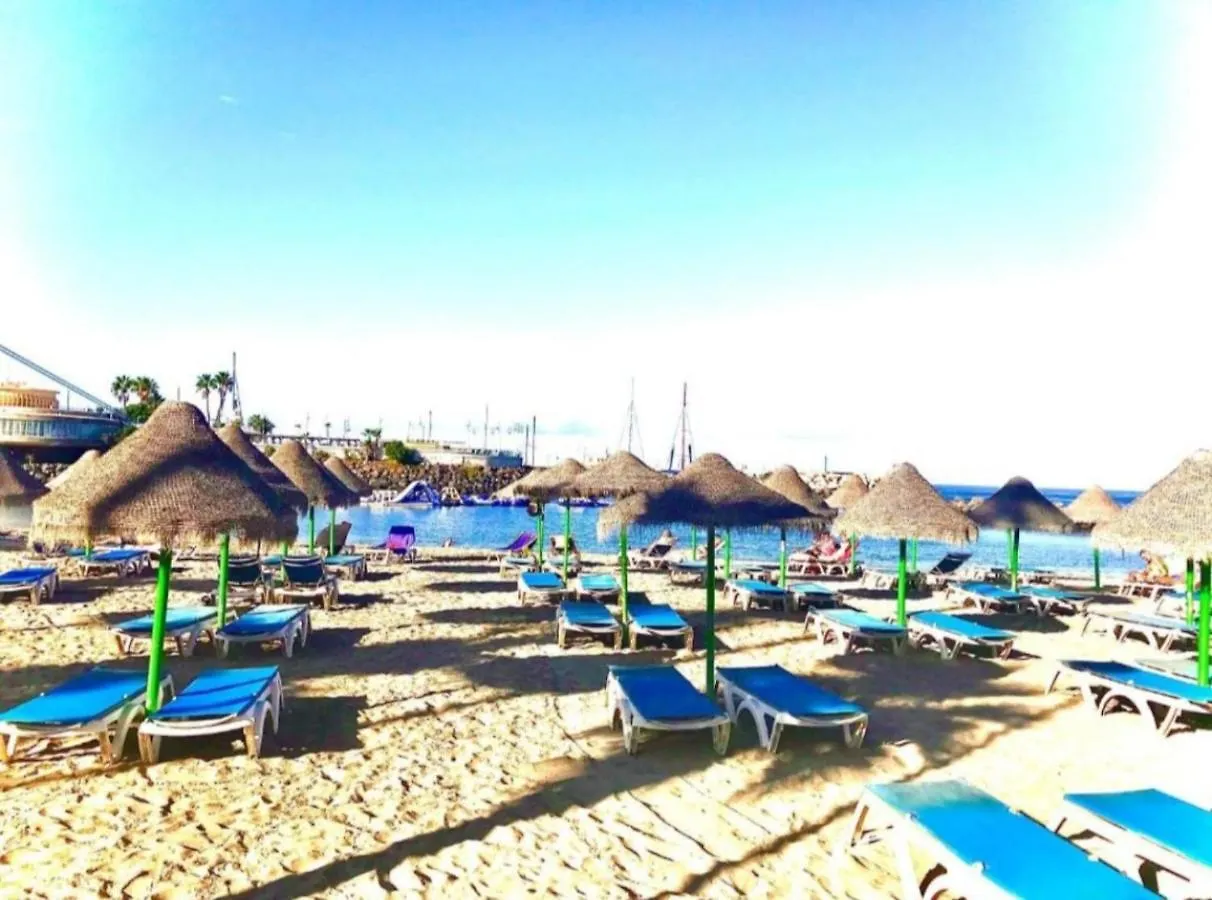 Orlando Luxury Apartament Адехе
