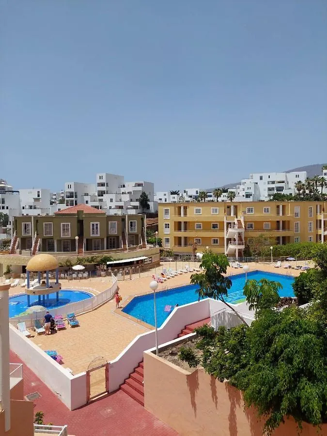 Orlando Luxury Apartament Адехе Апартаменты